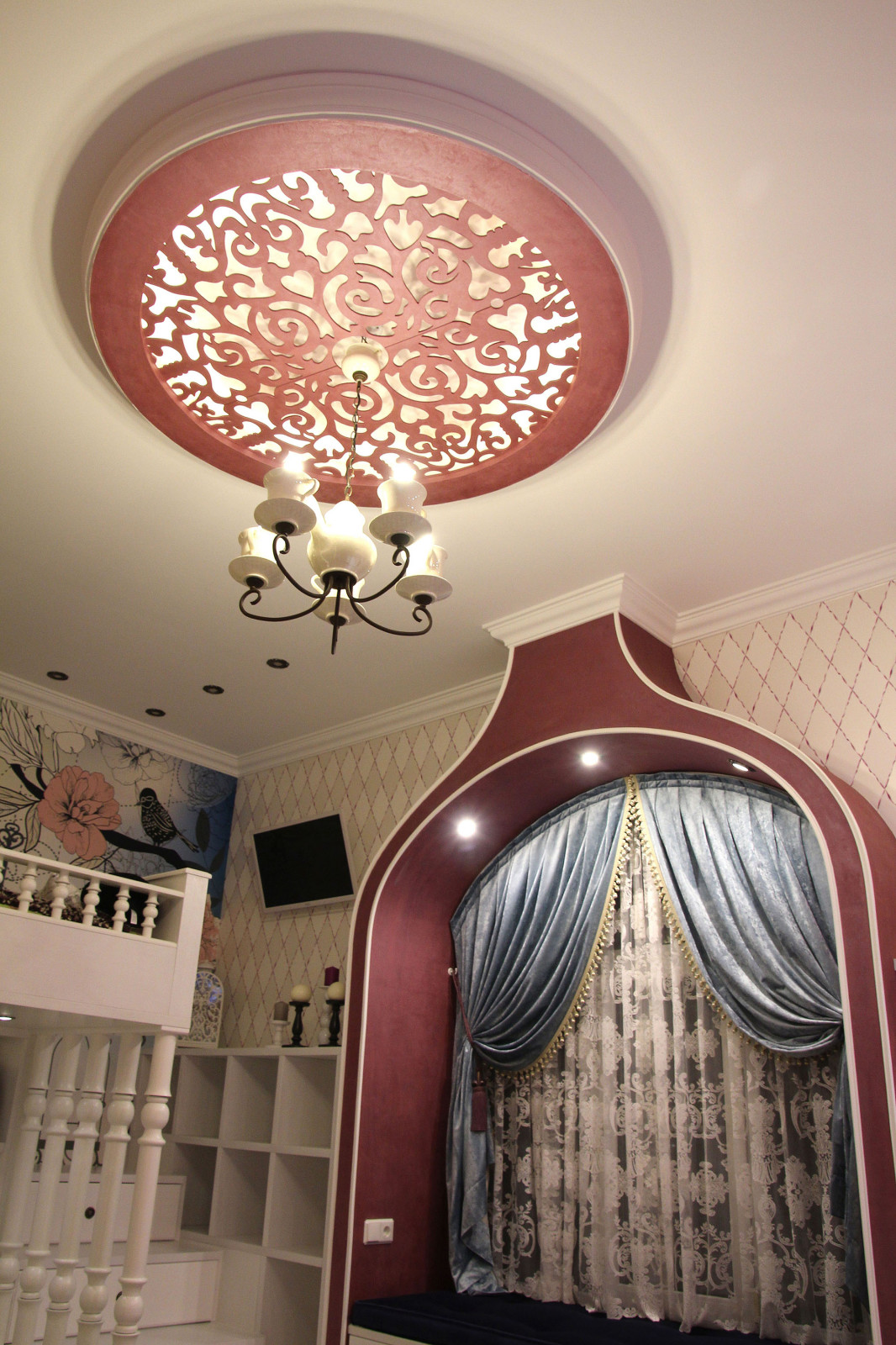 Спальня для юной принцессы