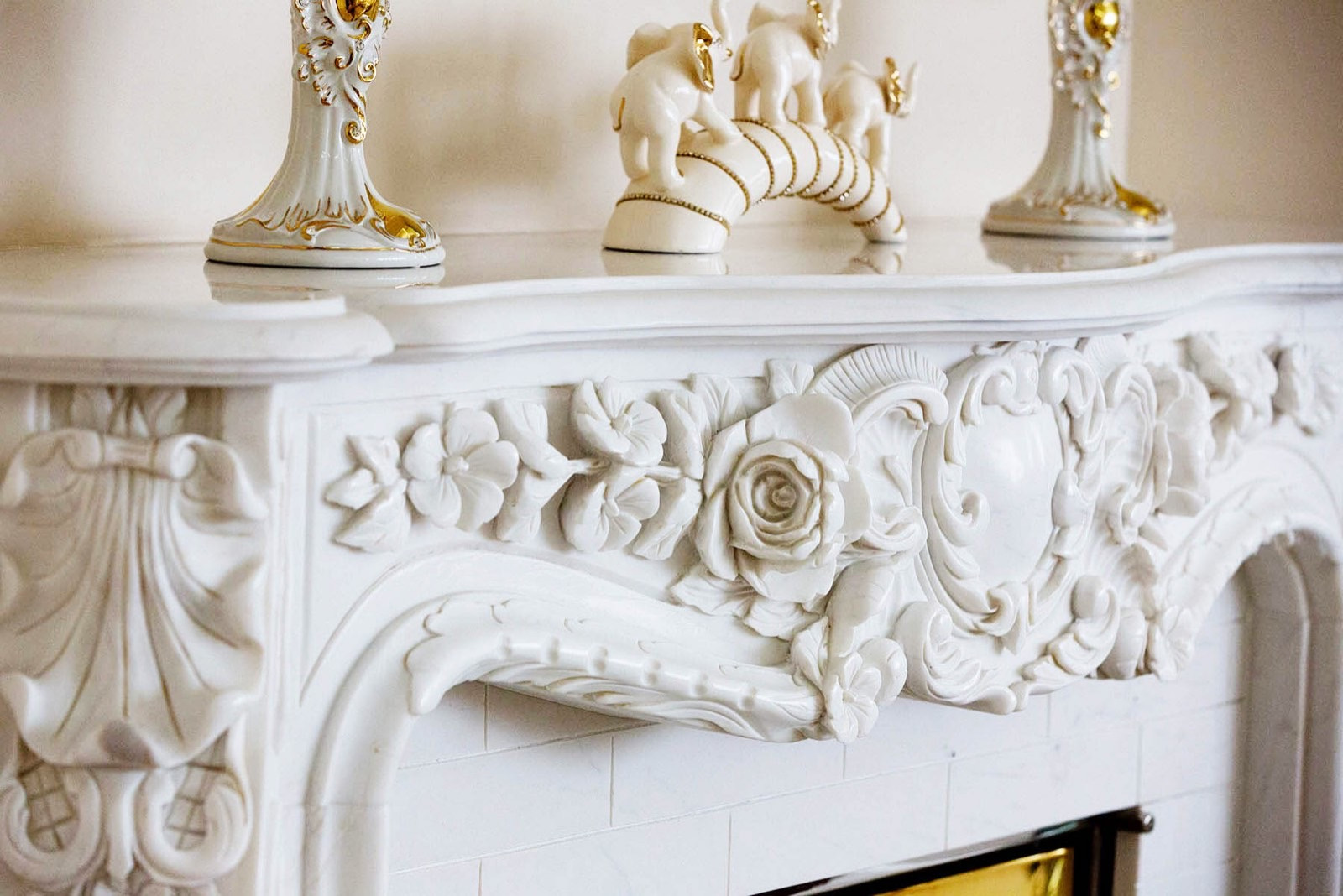 В Золотой оправе