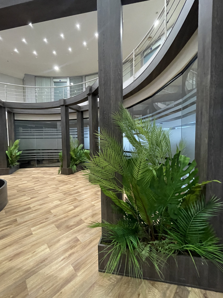 Чайка Плаза - внутреннее озеленение