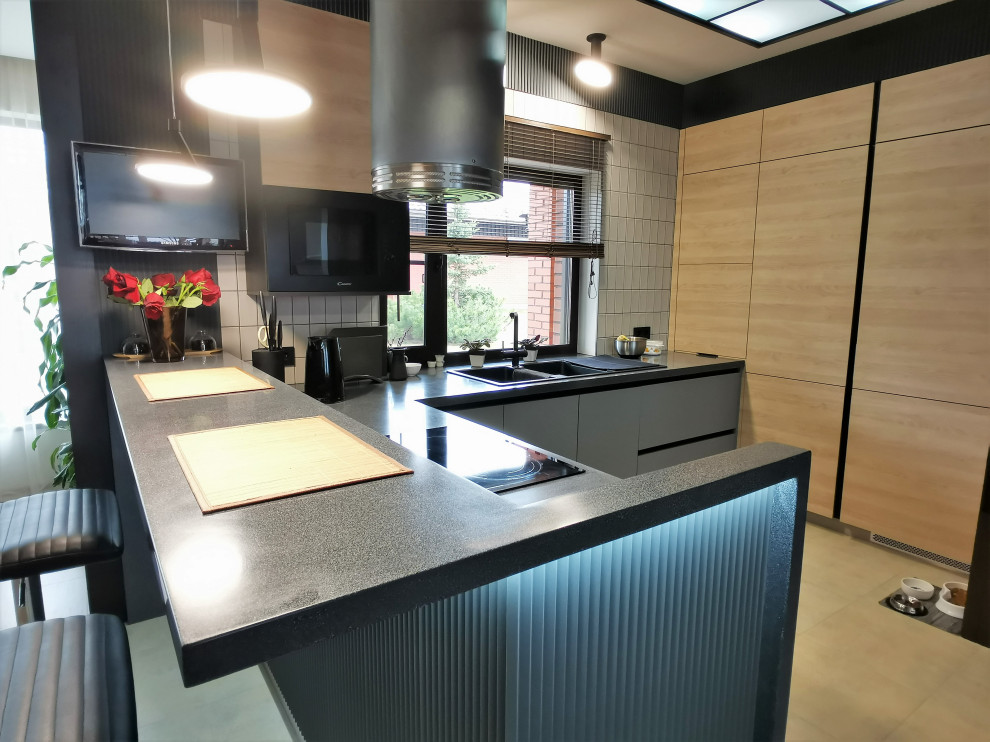 Визуализация и реализованный проект редизайн кухни в частном доме