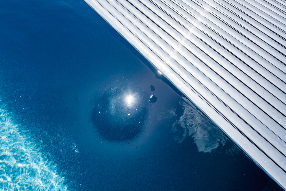 Роллетное покрытие для бассейна