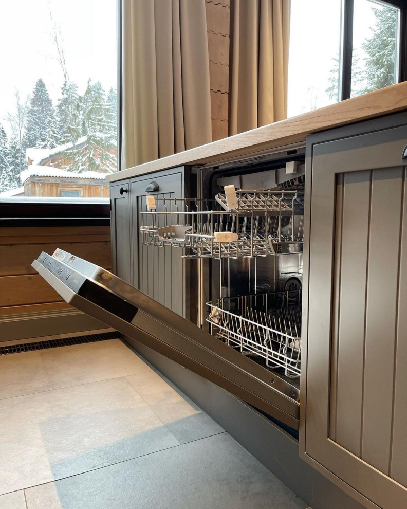 Кухня в загородный дом