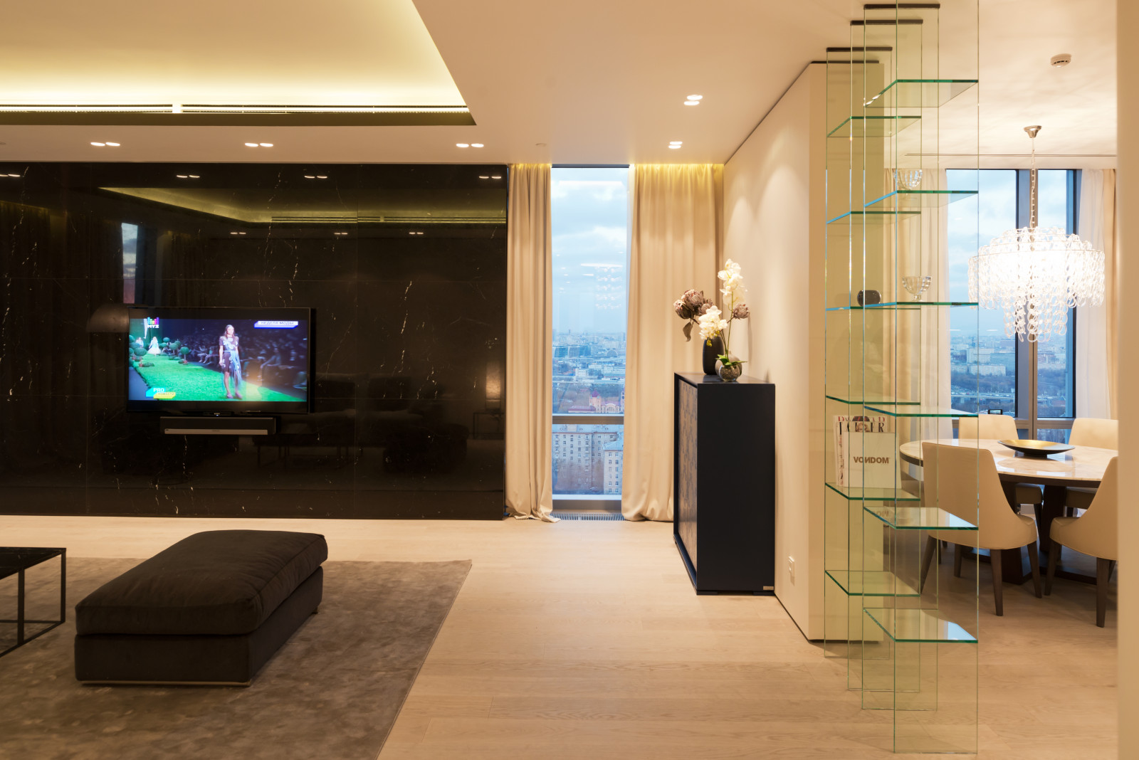 ИНТЕРЬЕР КВАРТИРЫ НА МОСФИЛЬМОВСКОЙ