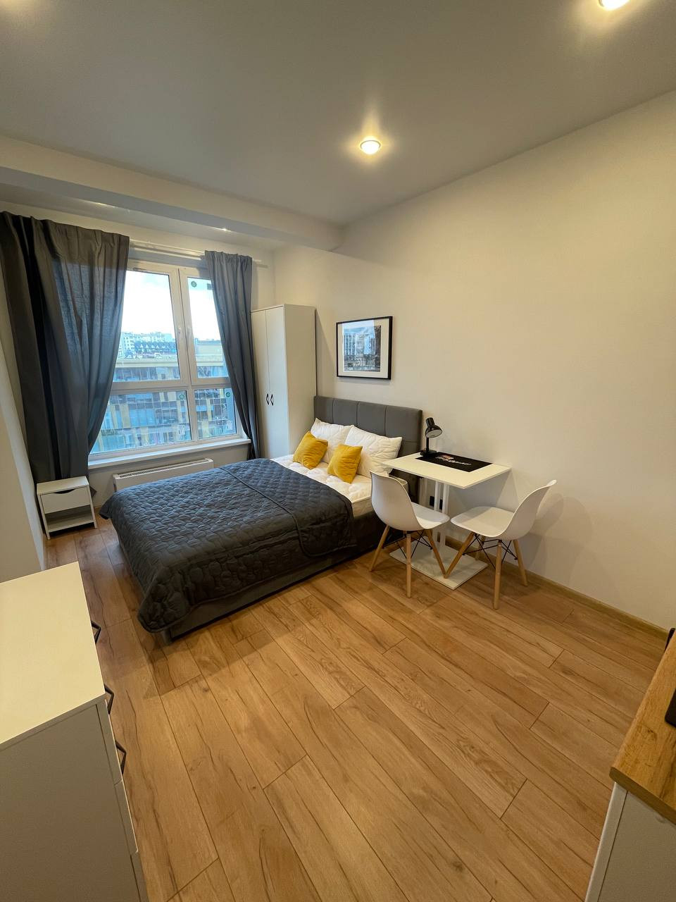 Деление на 3 студии квартиры 55 м2