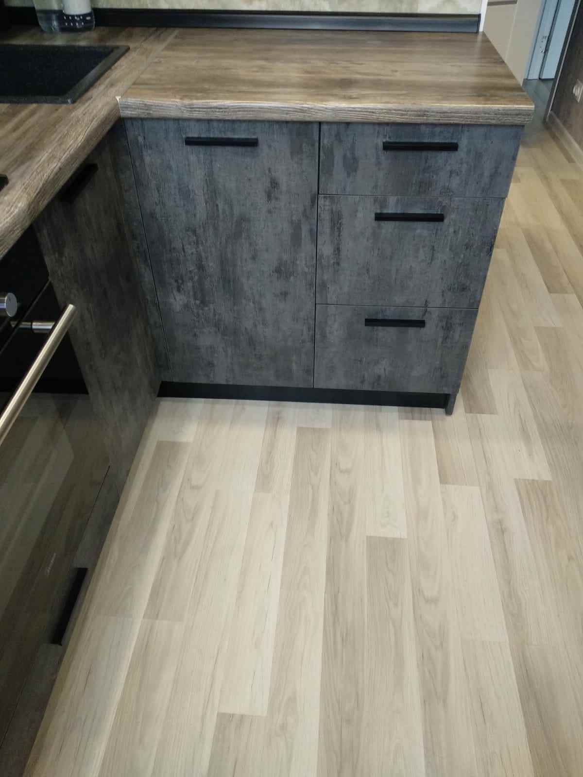 E9CCD091-5405-4C22-BBC6-84711CC8C5E4