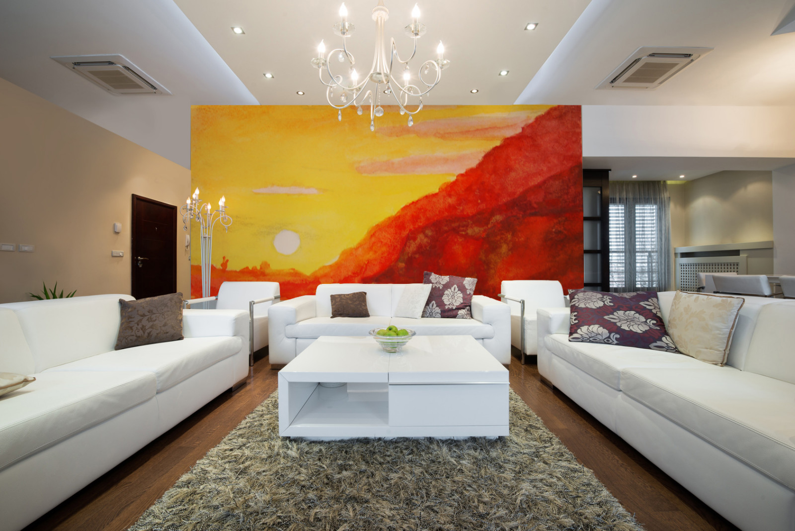 Обложка проекта: Роспись стены в гостиной