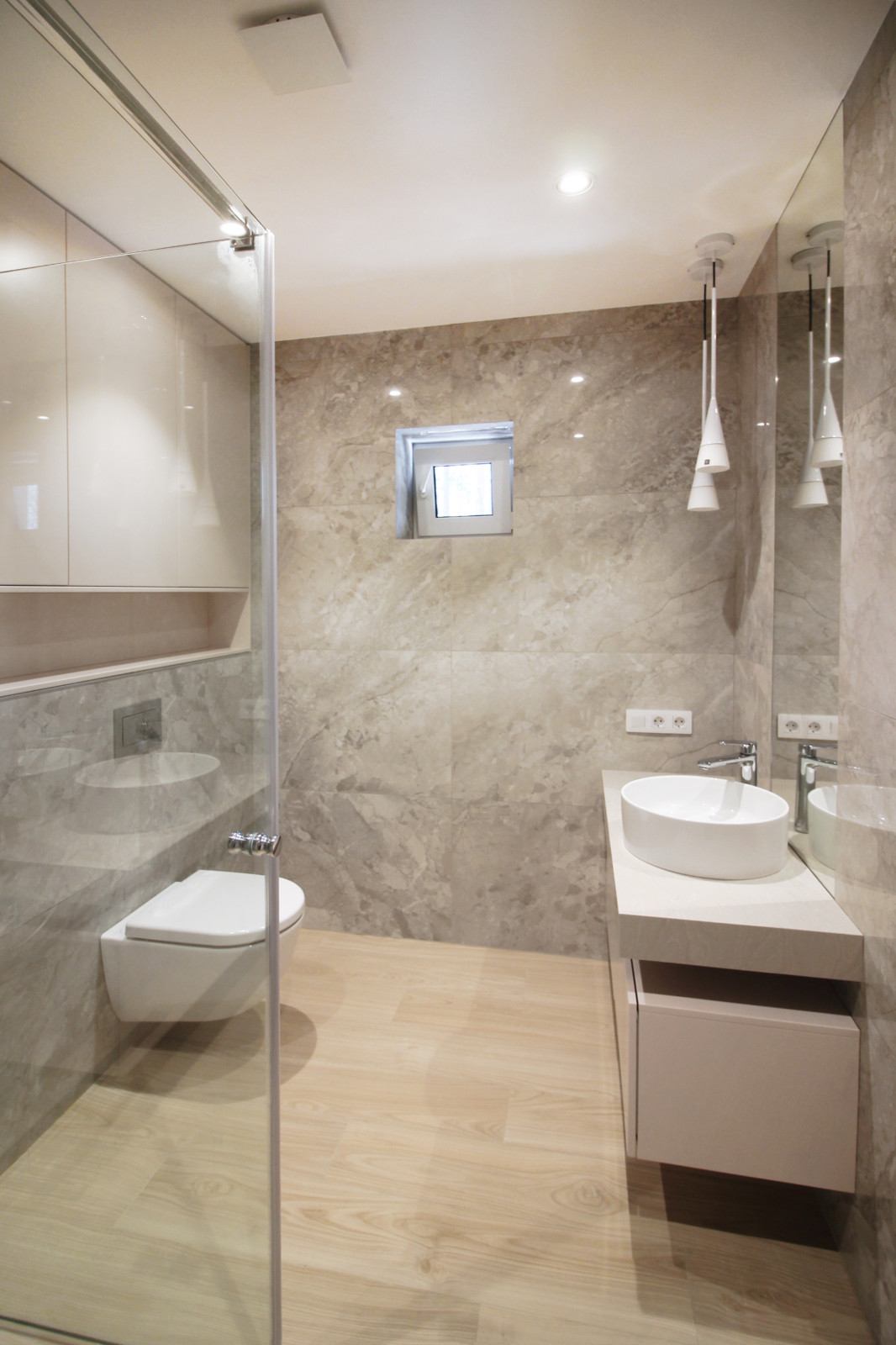 Срубовой коттедж в Рощино