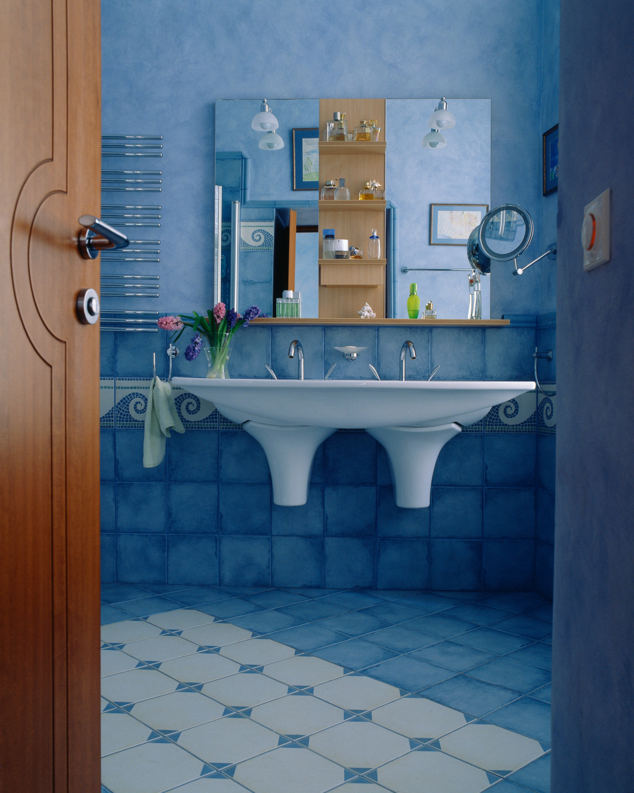 Обложка проекта: Sweet home