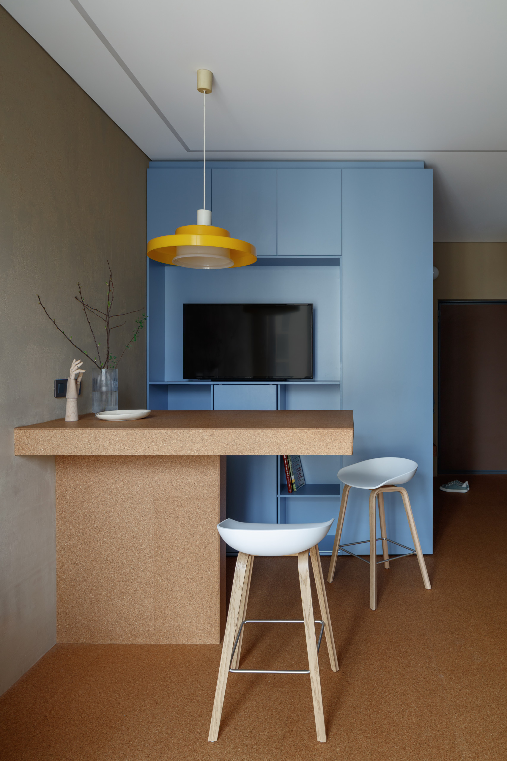 Houzz тур: Апартаменты 40 кв. м – из пробки и стеклоблоков