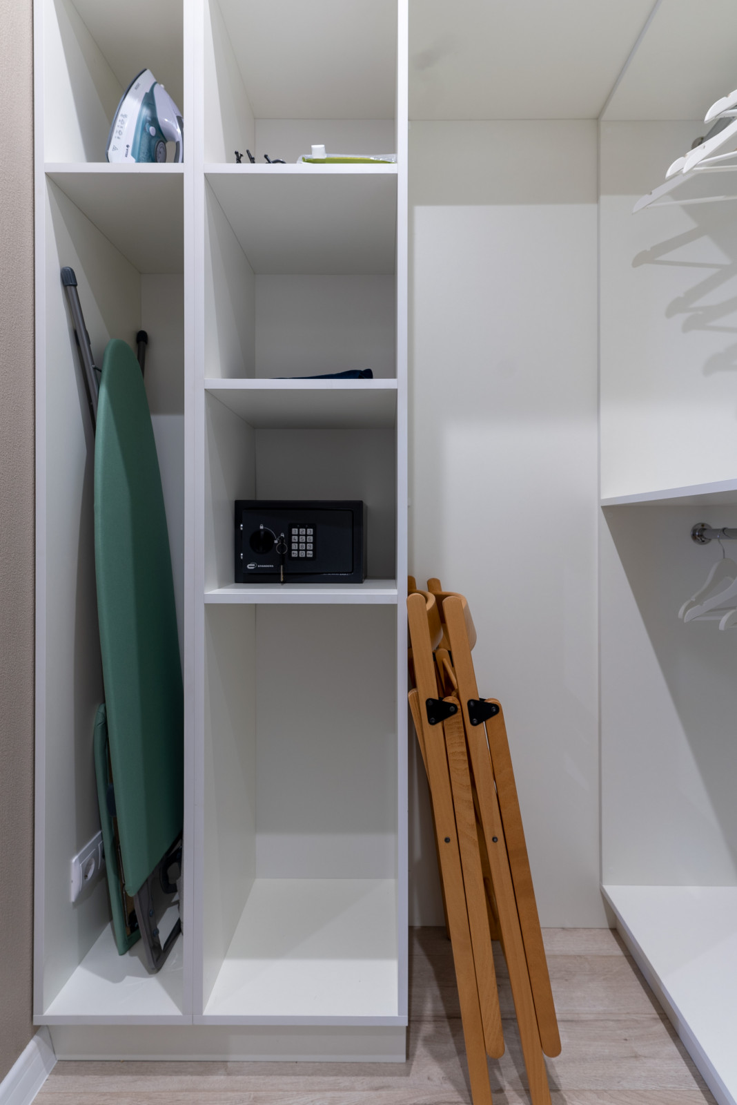 Мебель для квартиры в аренду в ЖК «Прибалтийская Ривьера»