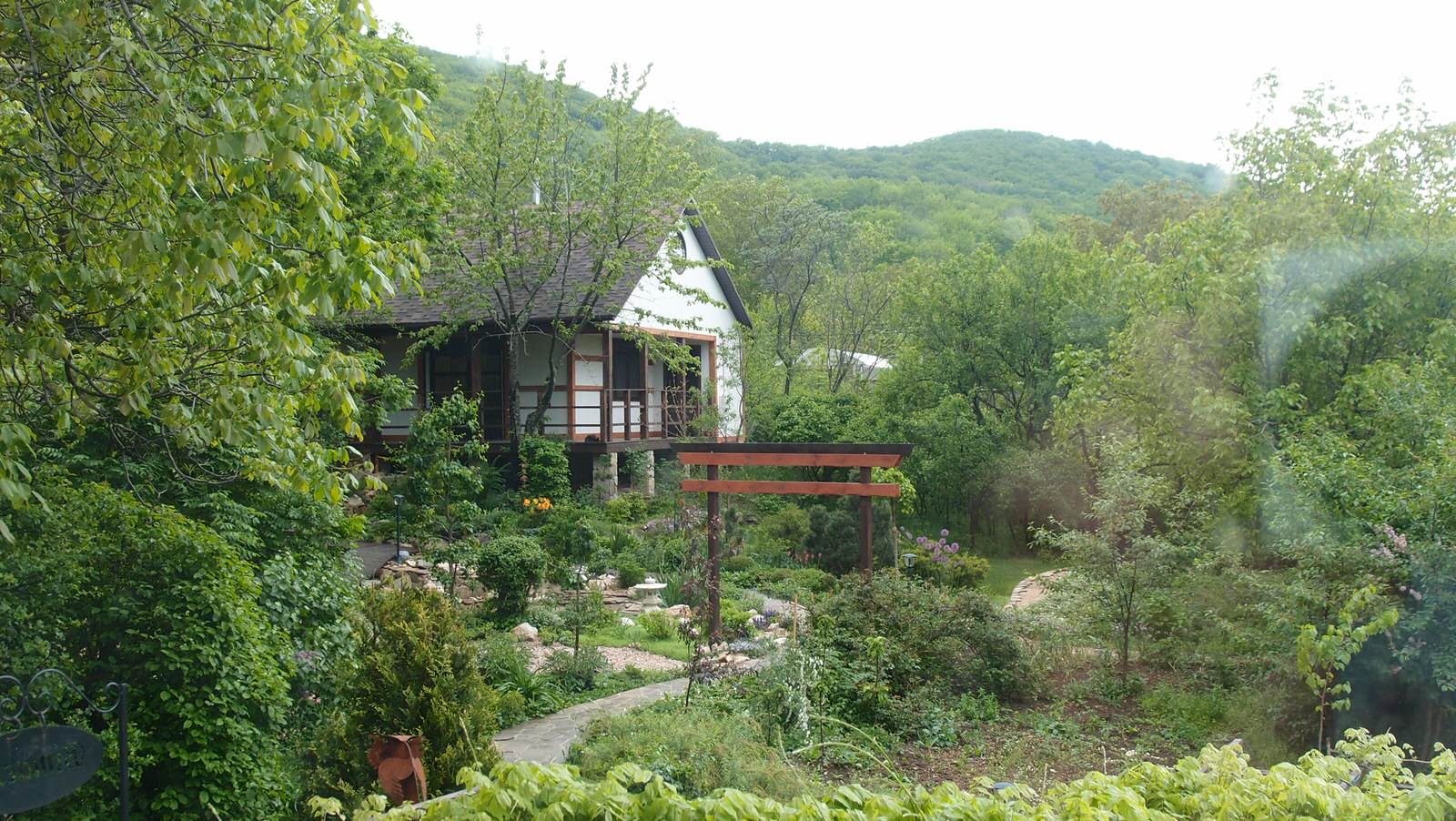 Они сошлись Восток и Запад