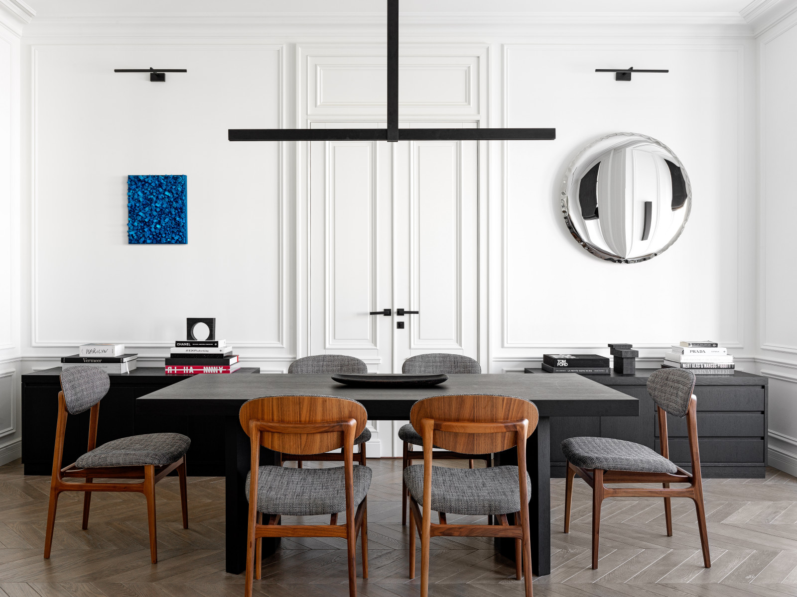 Обложка проекта: Скрытый телевизор над камином