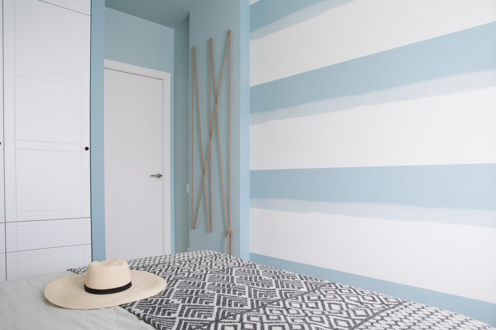 Квартира с морской спальней