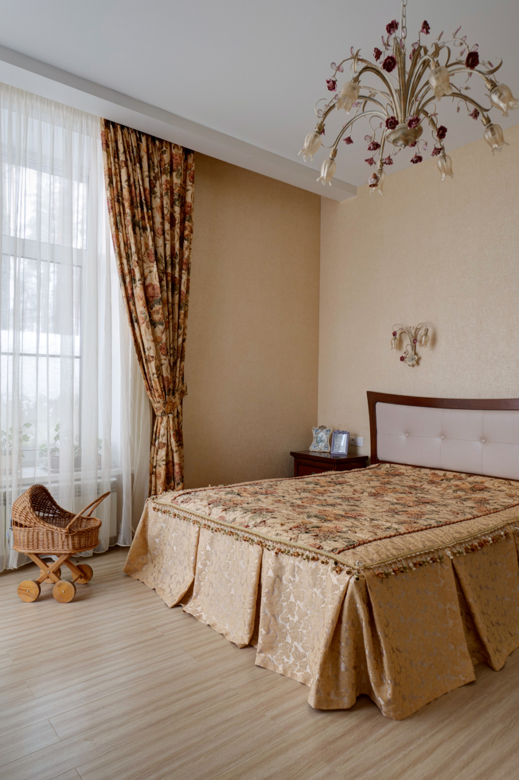 Дом в стиле легкой классики