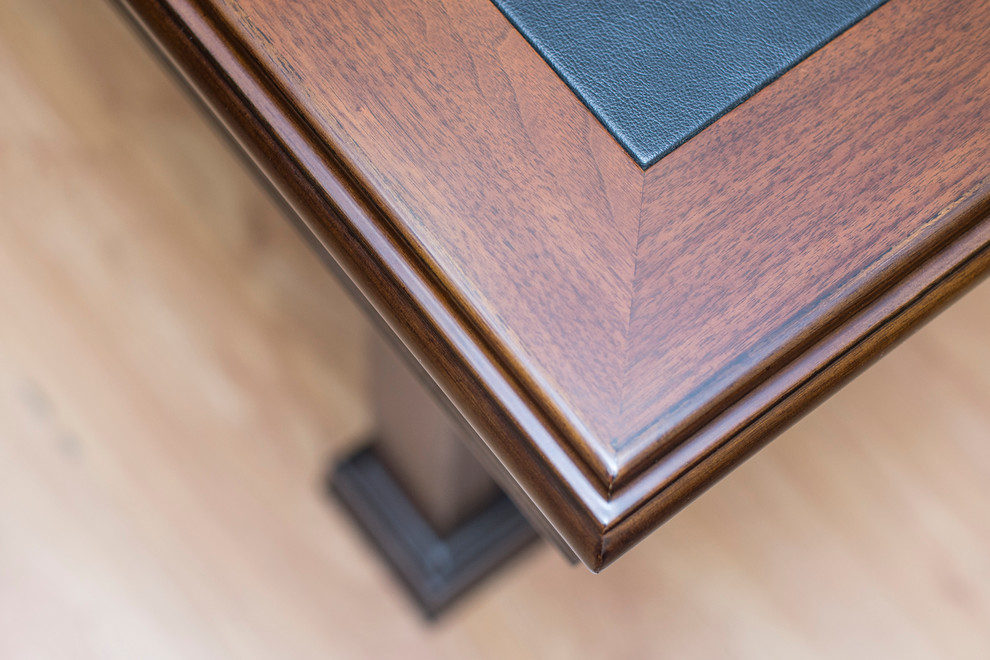 СТРОГОСТЬ И СТАТУС