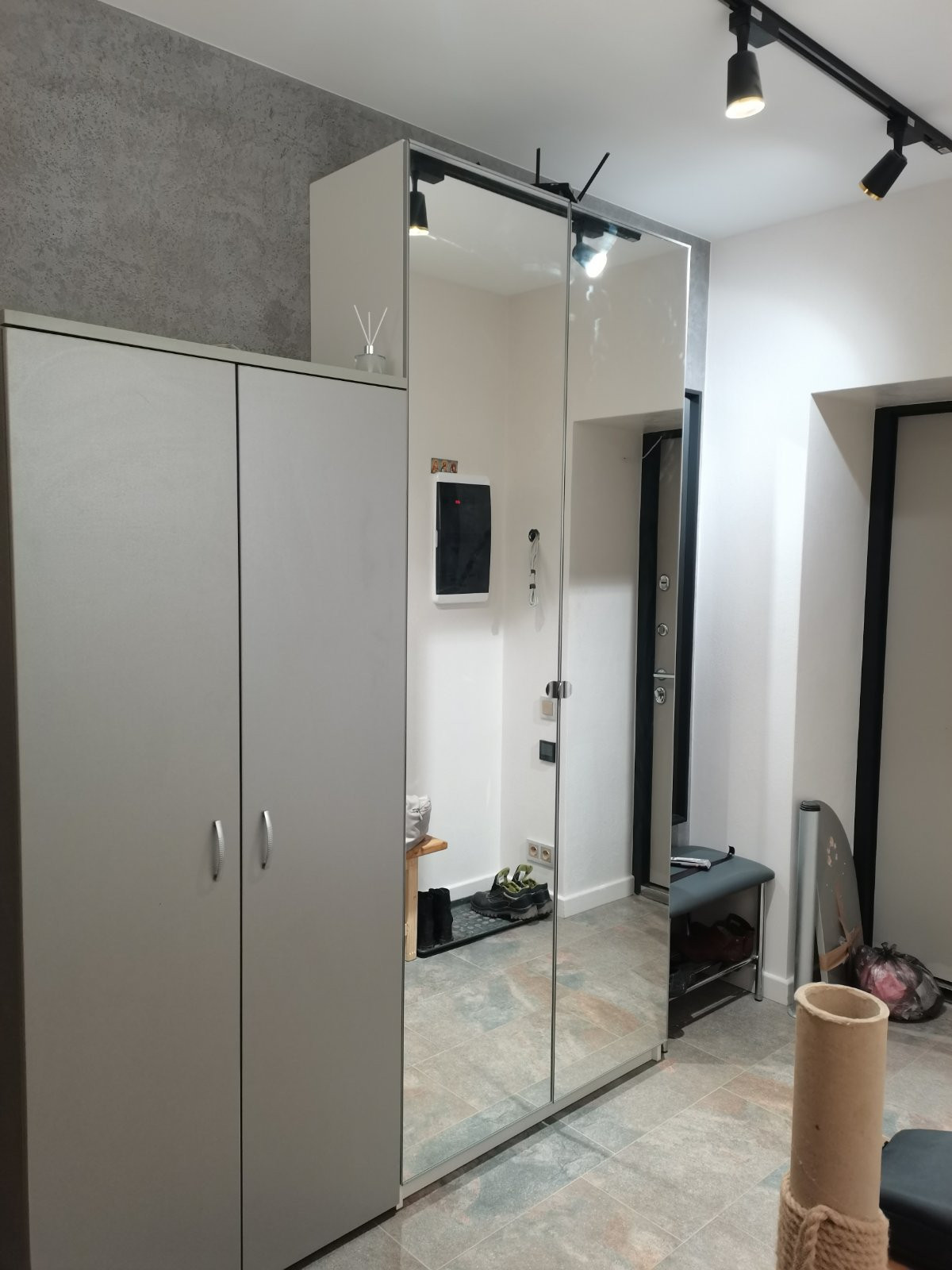 Обложка проекта: 3к квартира для семьи из трех человек