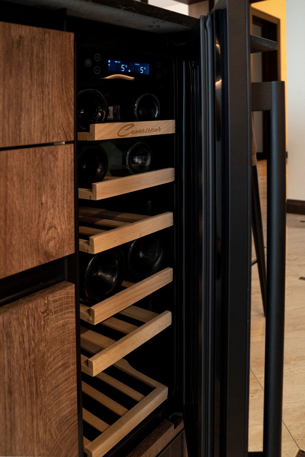 Винный шкаф в острове Burger