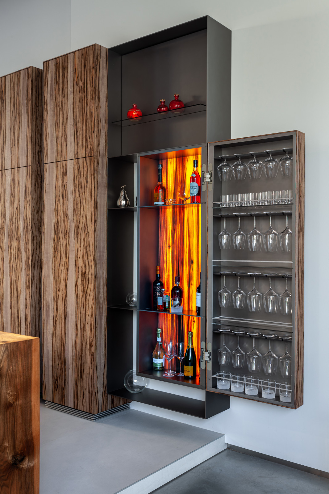 ПРОЕКТ КУХОННОГО ПРОСТРАНСТВА UNIQPLACE SHOWROOM