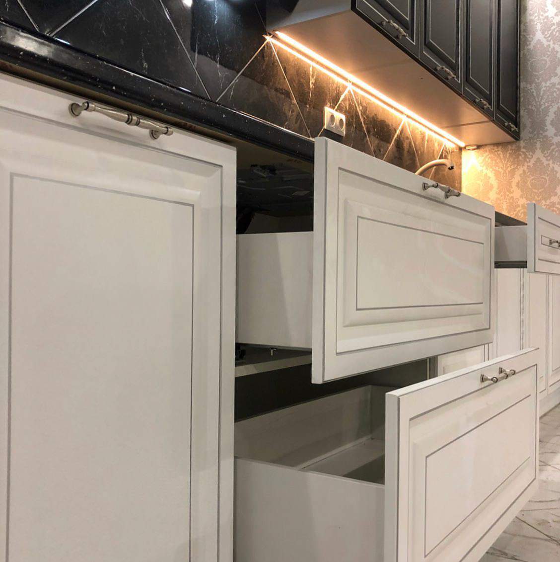 Обложка проекта: Кухня в стиле современной классики