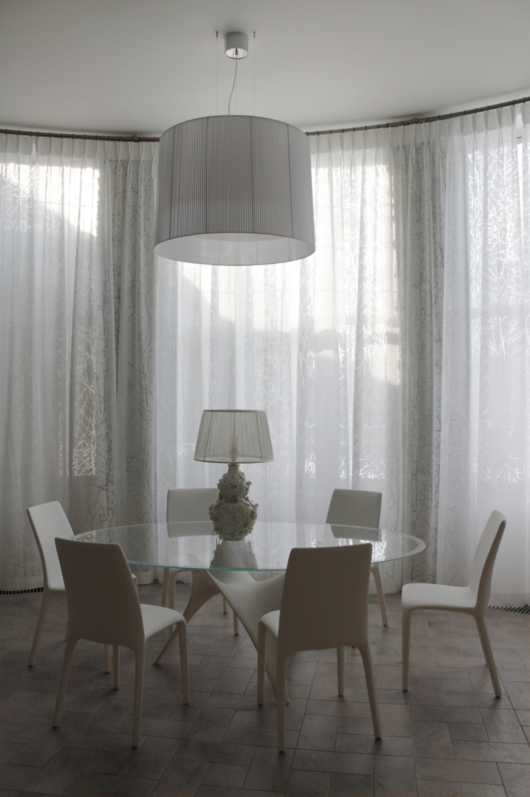 Реконструкция интерьера в загородном доме