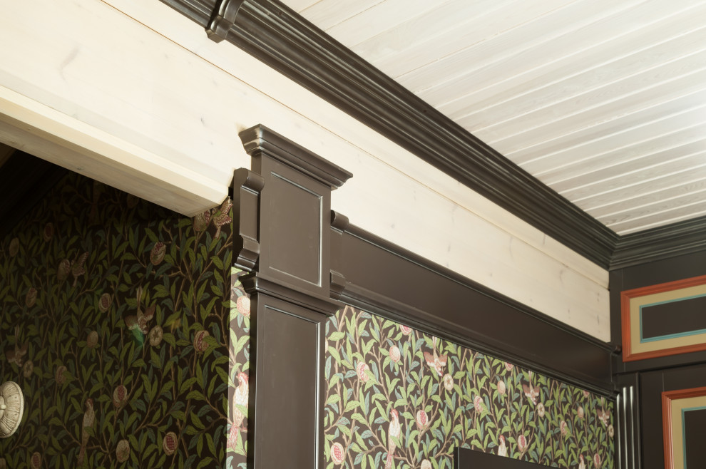 Дом у Медного озера