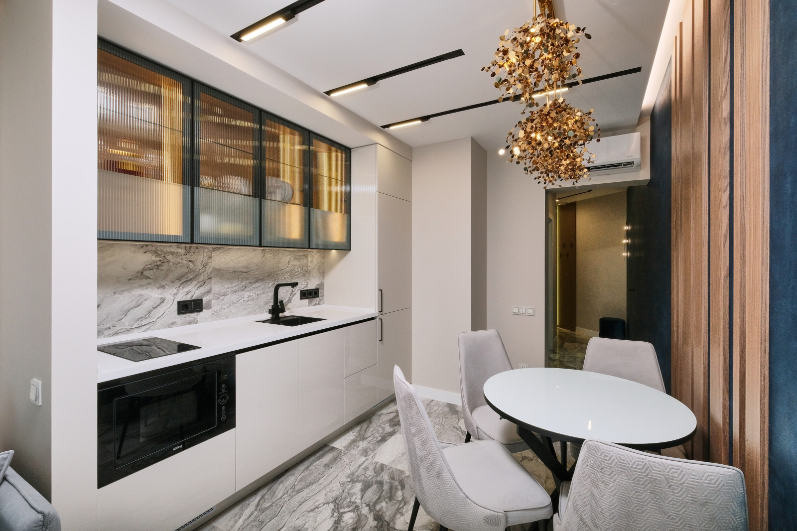 Квартира с акцентами синего ЖК  Морская Симфония