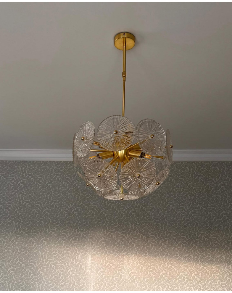 Загородный дом( в процессе комплектации мебелью и светильниками)