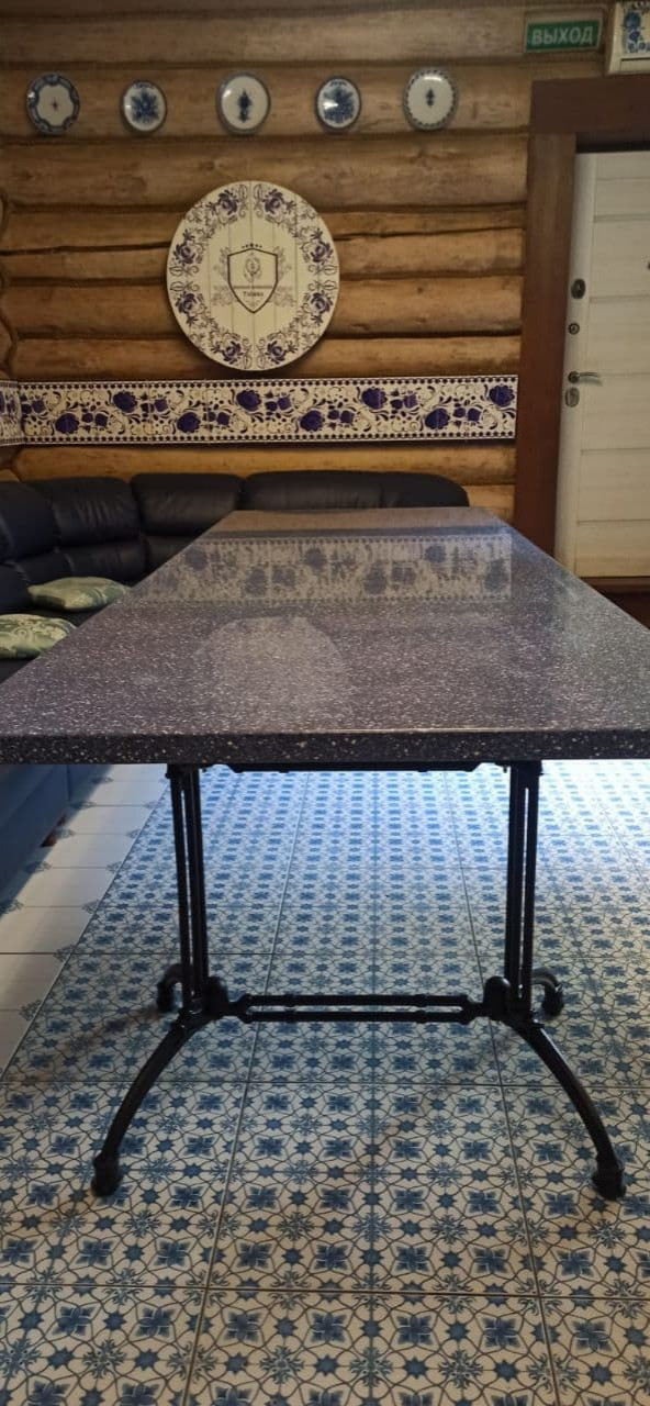 Обложка проекта: Стол в баню