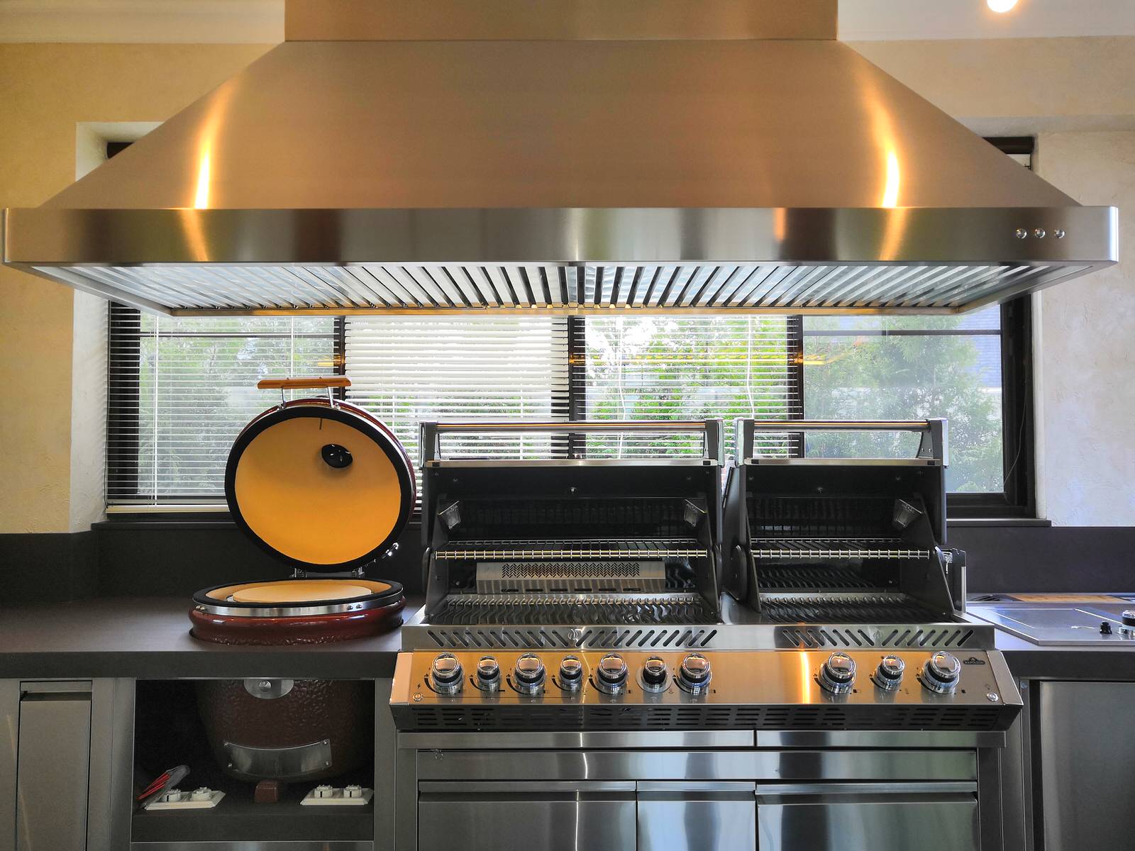 Обложка проекта: Вытяжка для баров и ресторанов на заказ