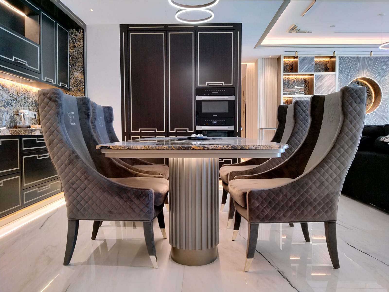 Hyatt Regency апартаменты 119 м2