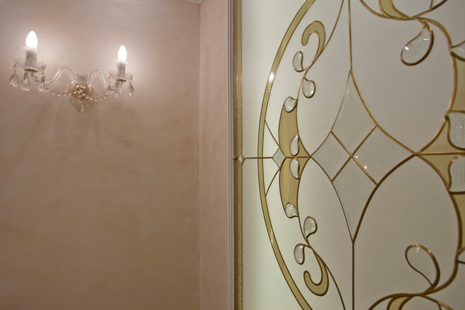 Квартира в классическом стиле. Романтичное настроение.