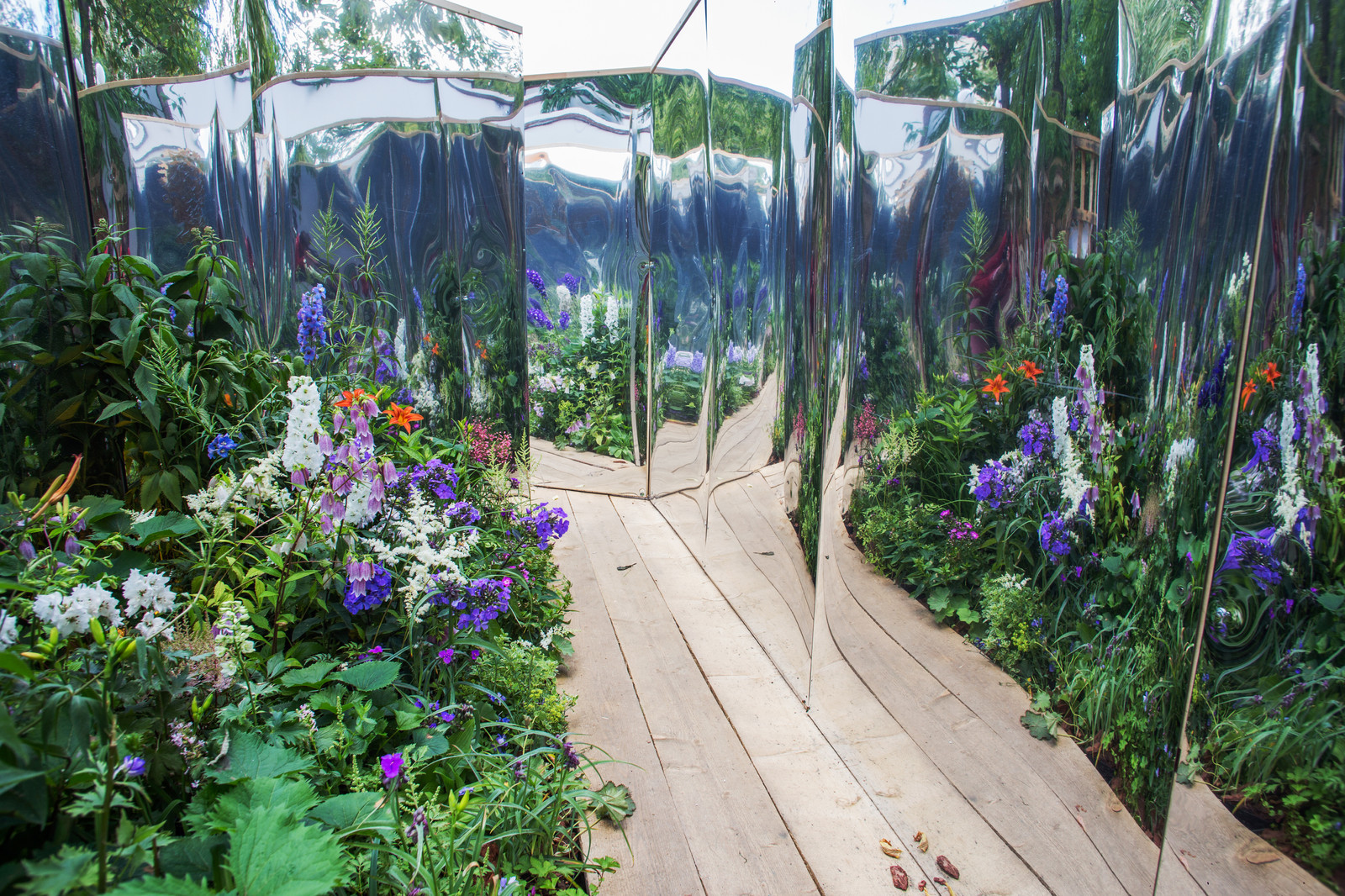 Проект недели: Французский сад на выставке в Москве