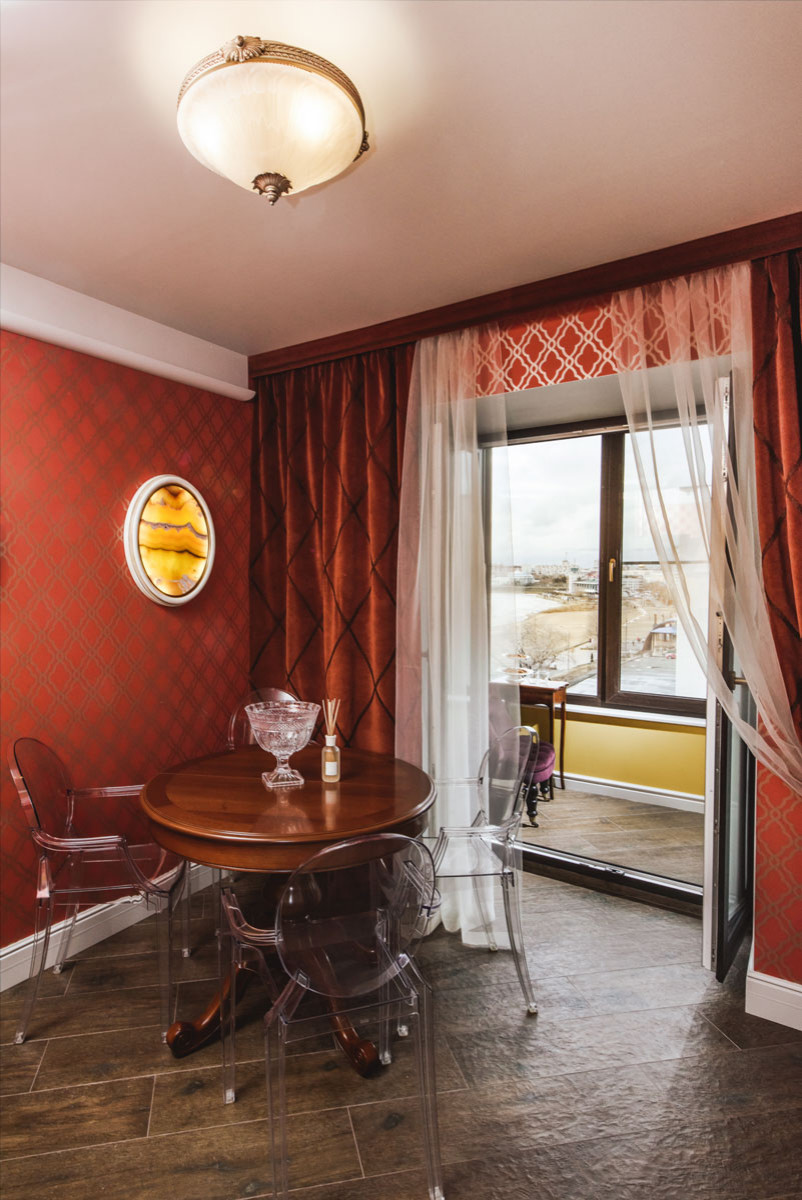 «Шкатулка из Оникса» декорирование квартиры: текстиль, обои, краски