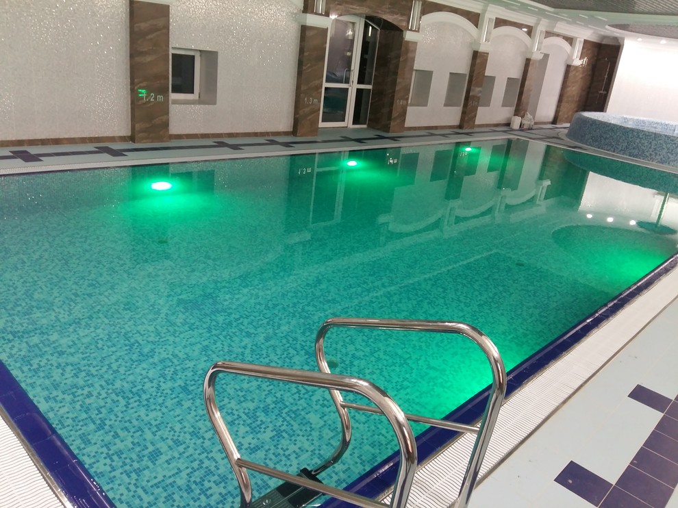 Обложка проекта: Бассейн