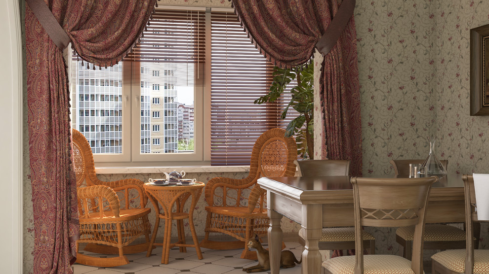 Вид на присоединенную лоджию из кухни