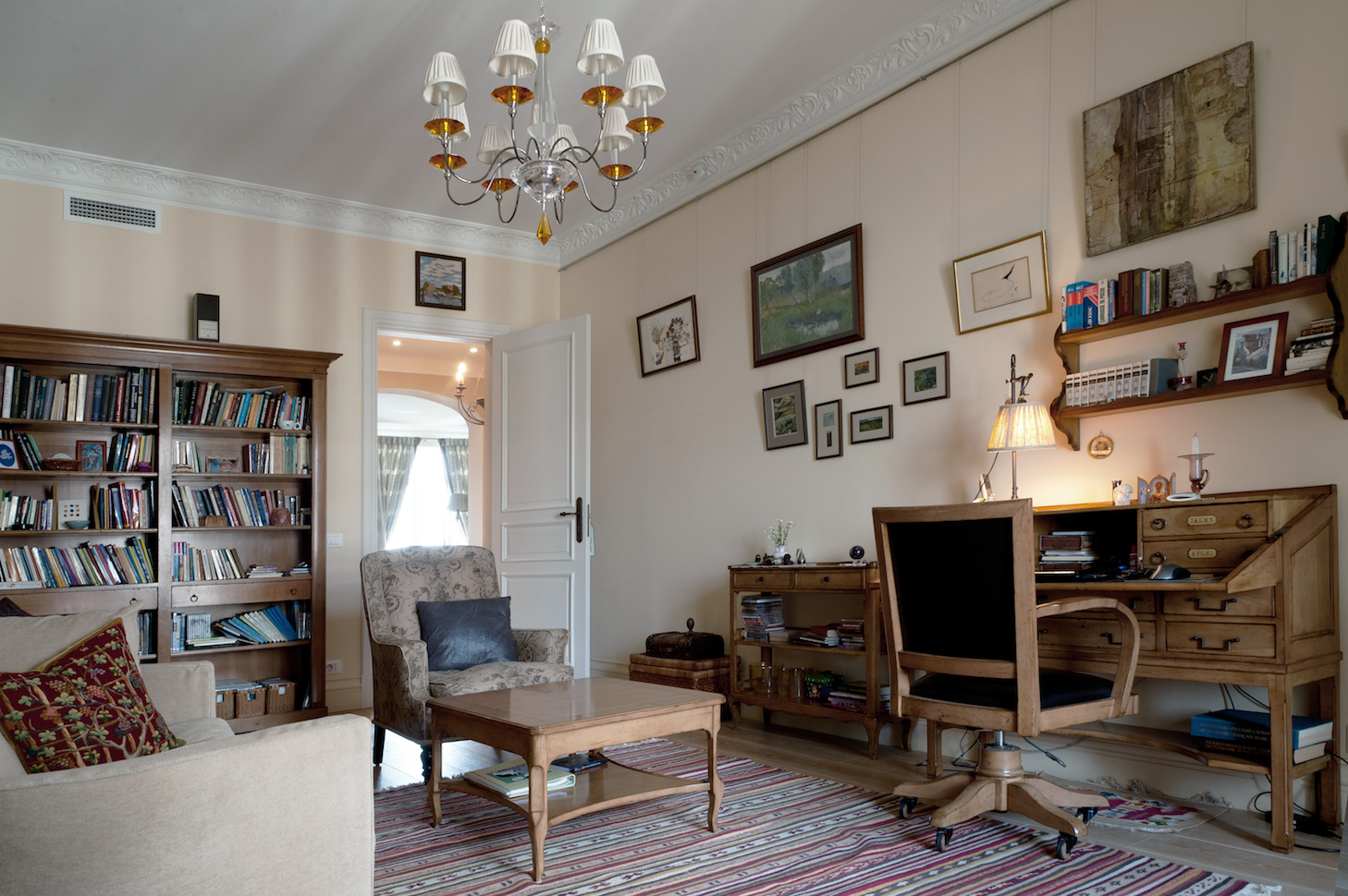 Houzz тур: Квартира на Соколе с коллекцией живописи