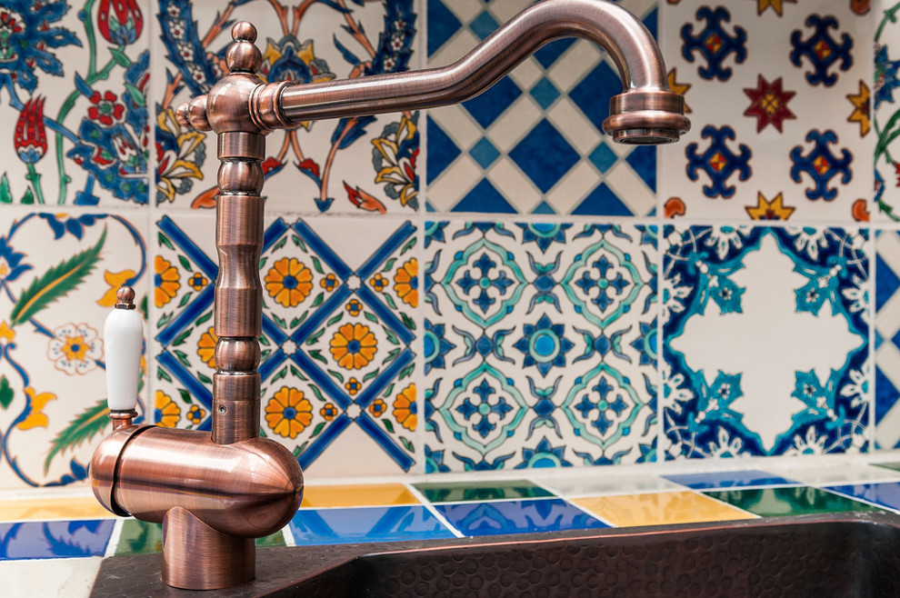 Стародачная беседка в средиземноморском стиле