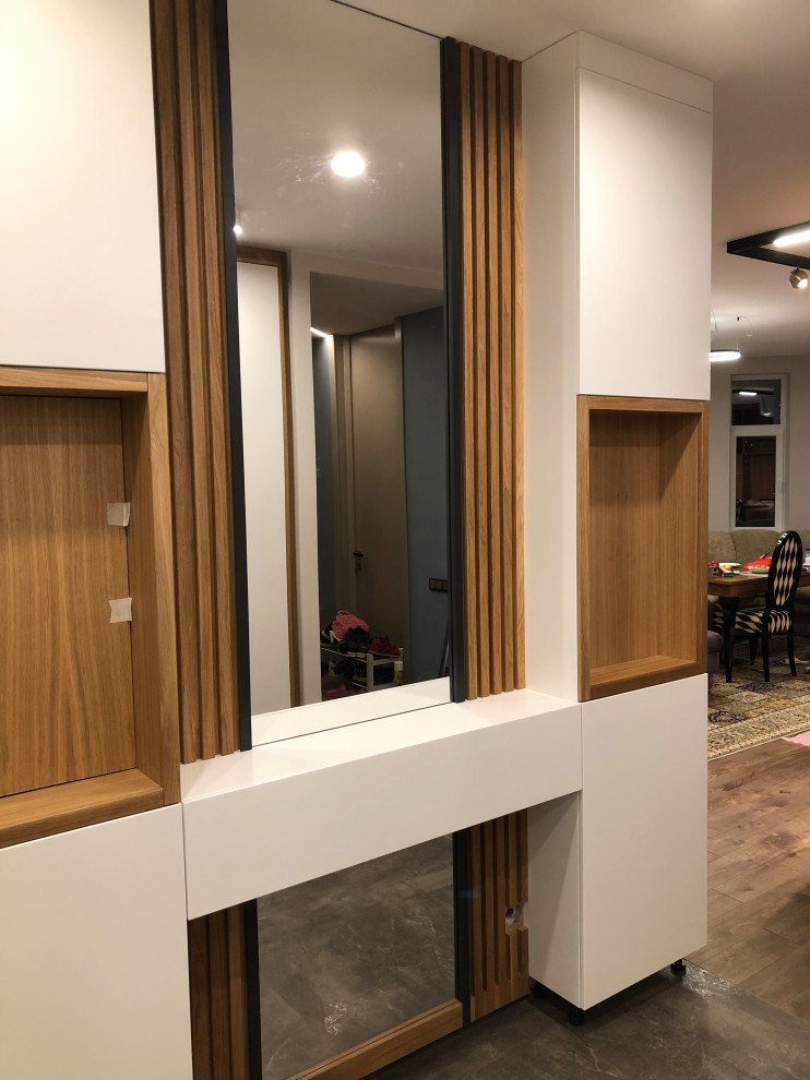 Шкаф в прихожую