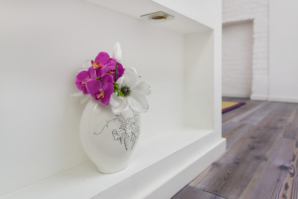 76 квадратов белого