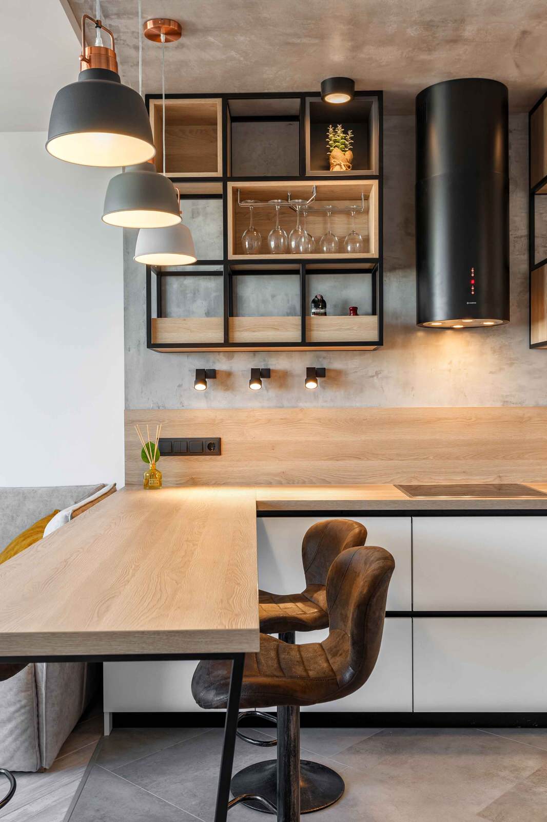 Белая кухня