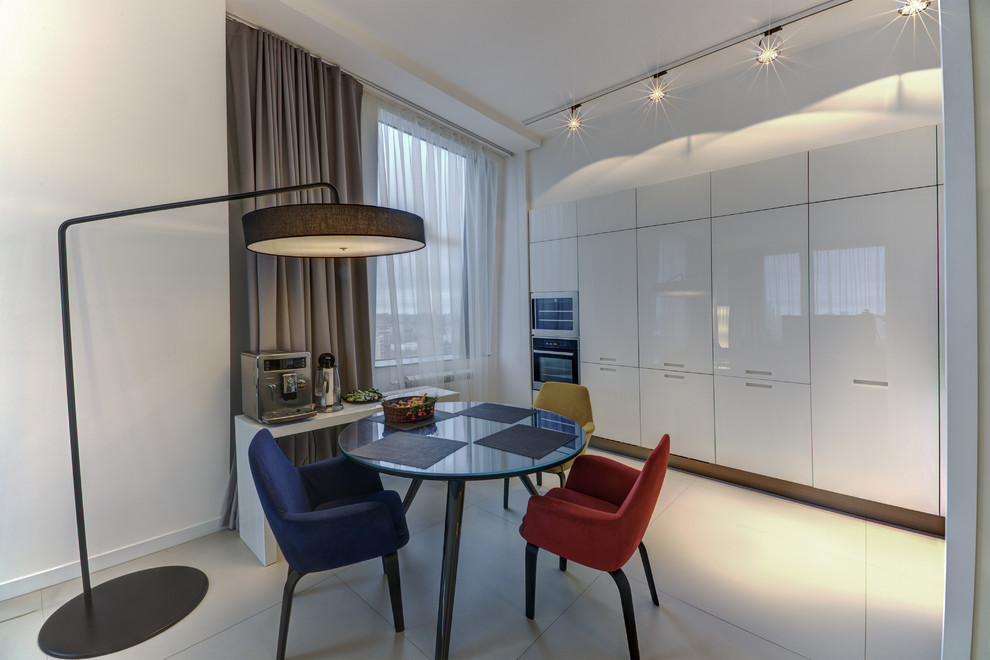 Квартира в современном стиле с яркими акцентами