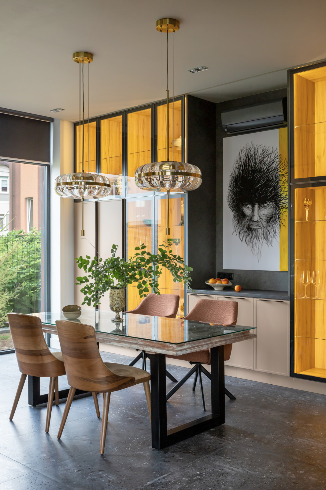 Обложка проекта: Современный сценарий. Дизайнер Ника Шабанова