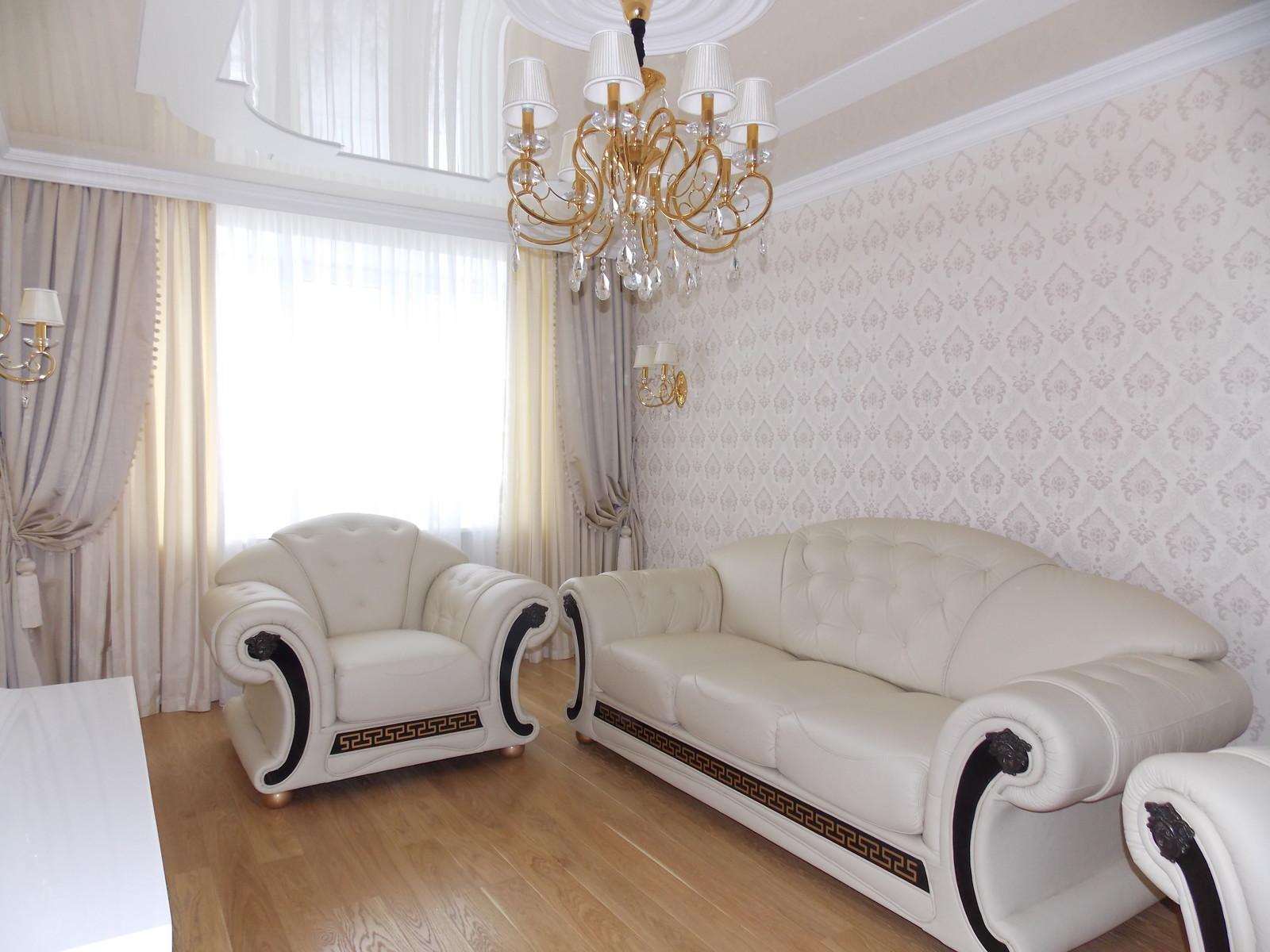 Обложка проекта: История одной квартиры в обычном панельном доме