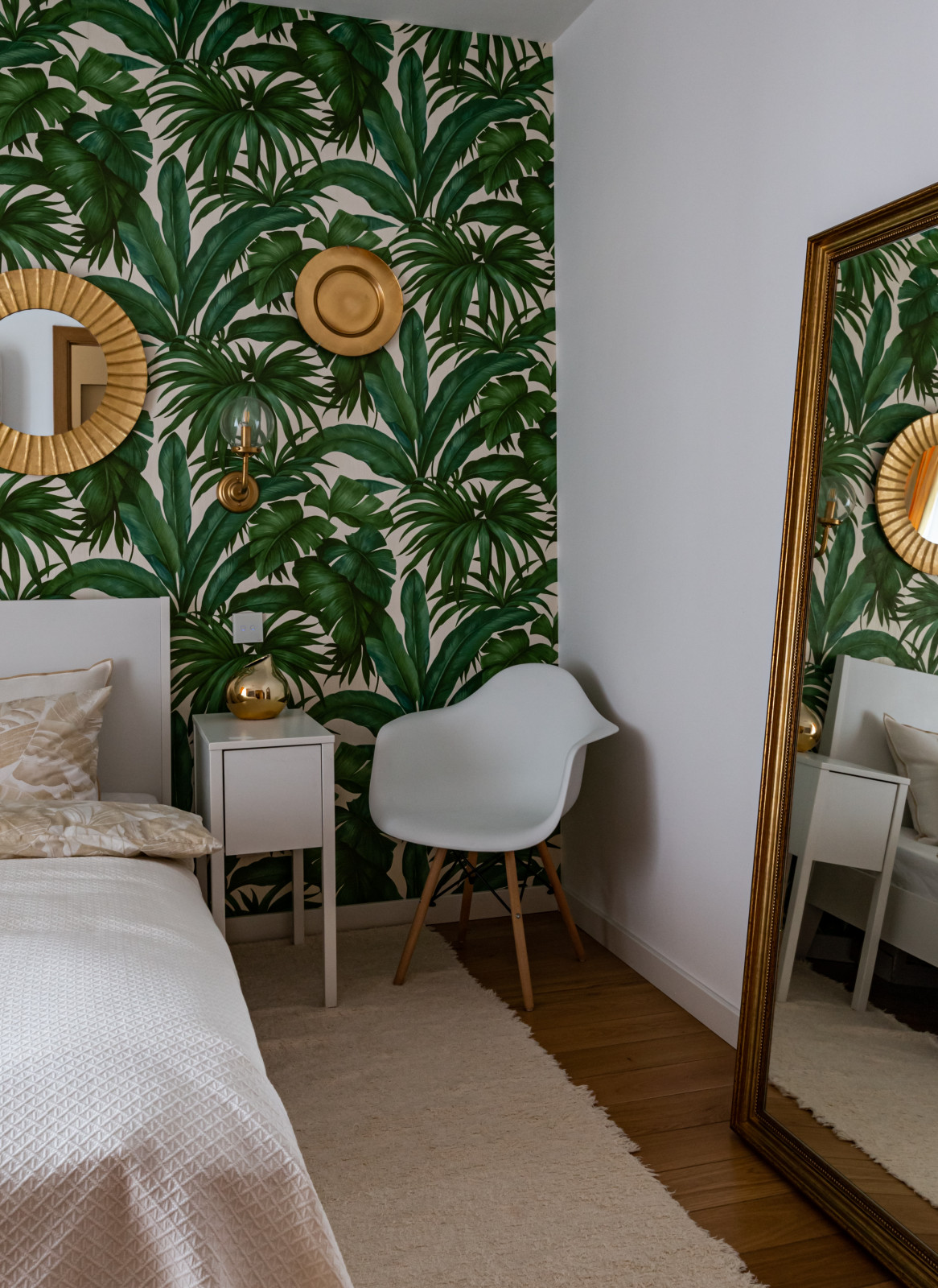 Светлая яркая квартира