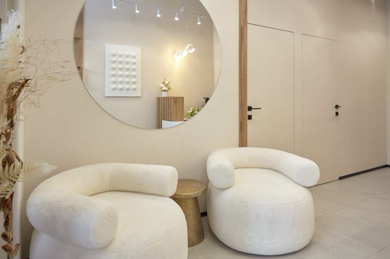 Реализация  студии аппаратной косметологии