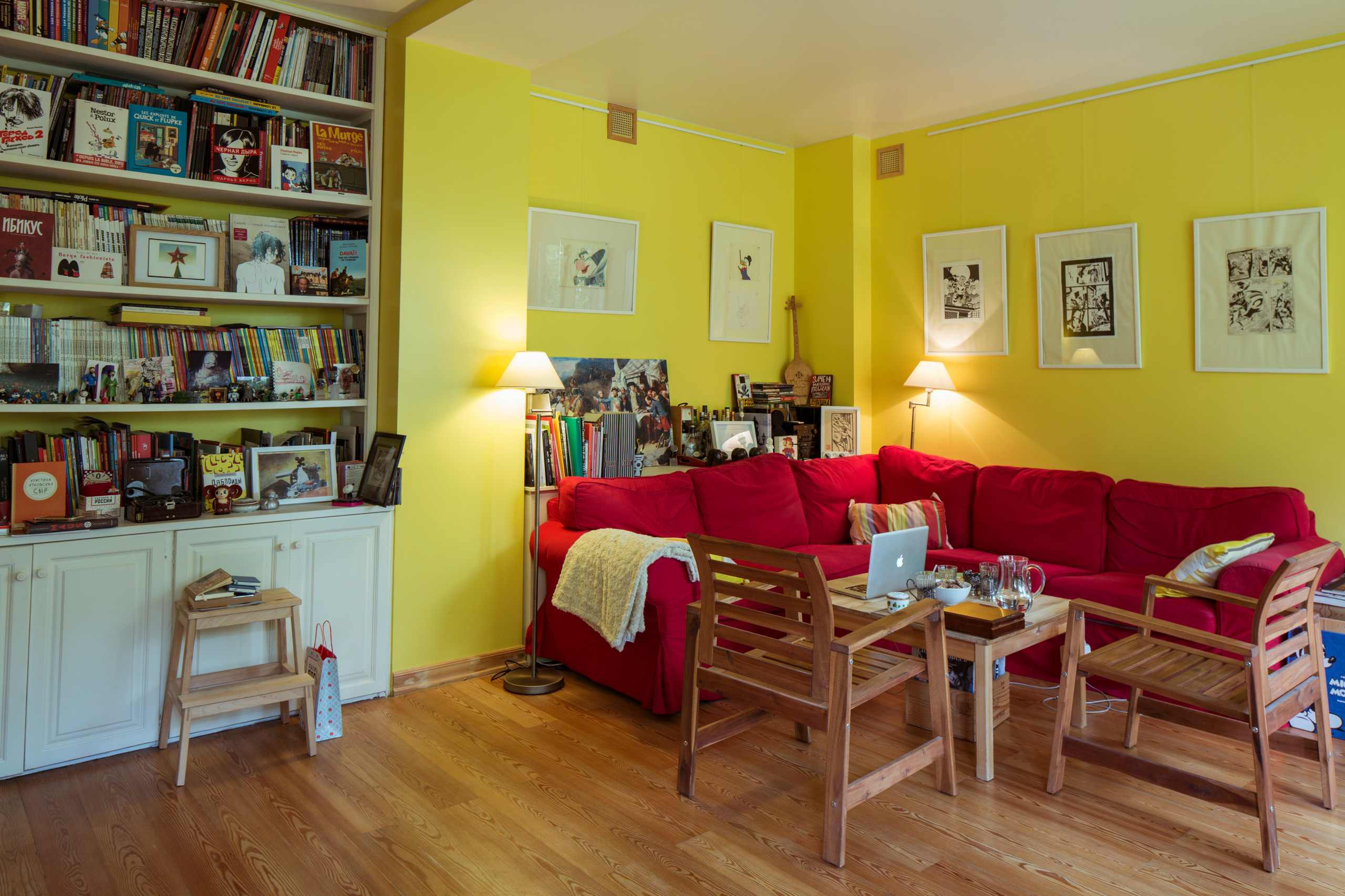 В гостях: Московское жилище французского графа и коллекционера комиксов