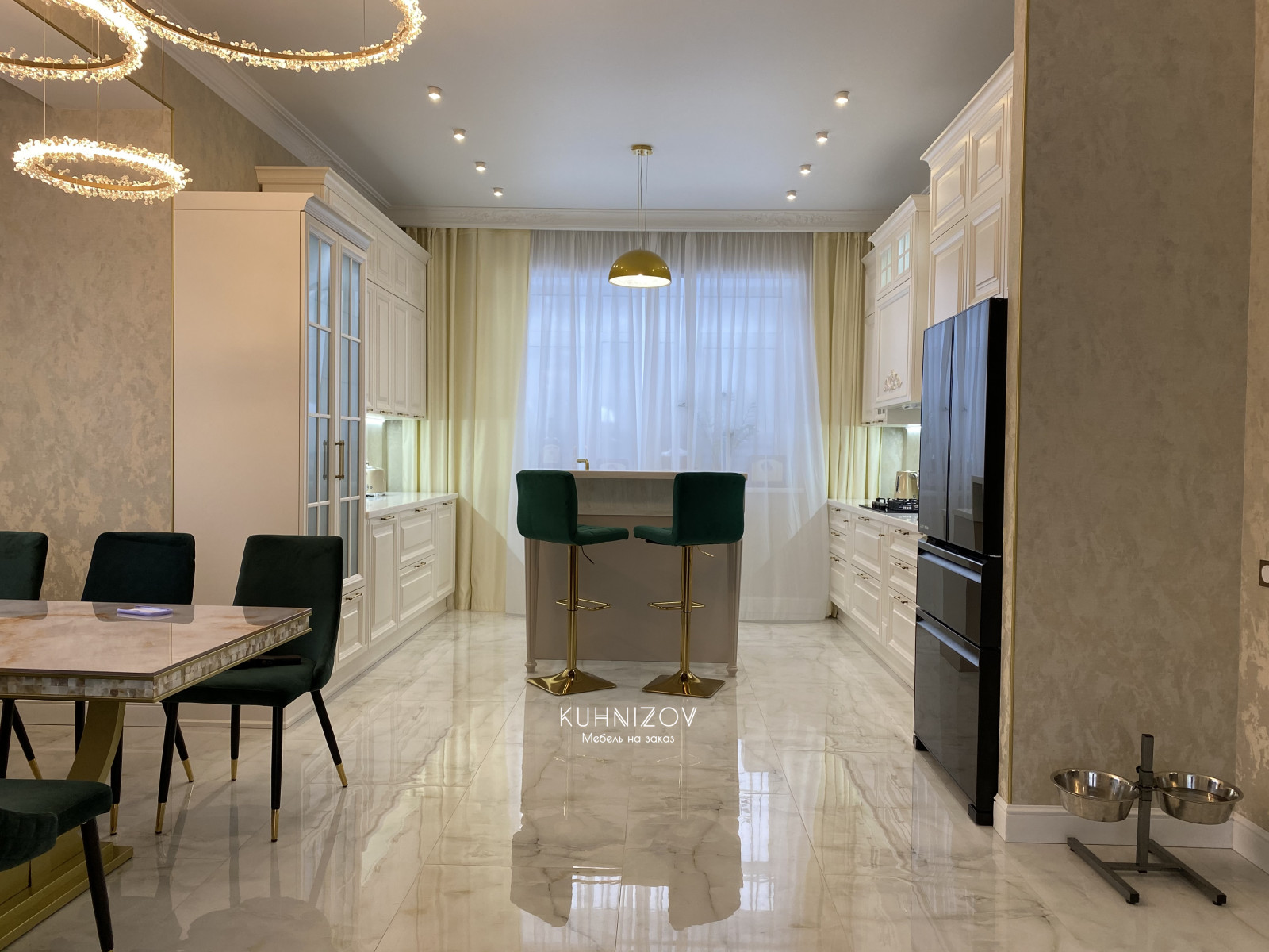 Кухня в частном доме в Подольске