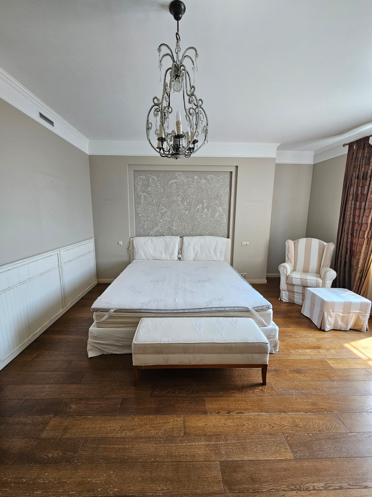 Москва. Декорирование спальни с намеком на колониальный стиль