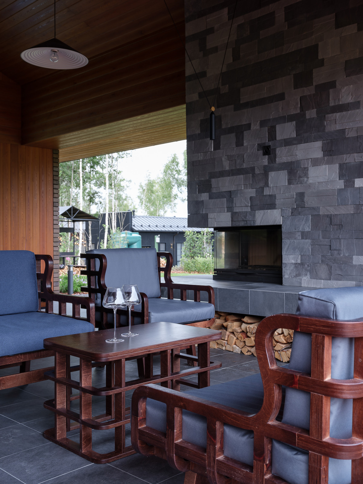 Дом в камне "Мокко"