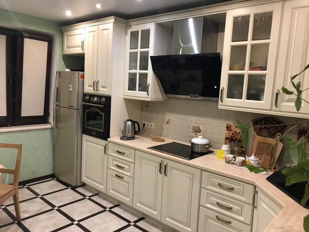 Кухонный гарнитур в классическом стиле